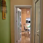 Apartment On The Vitoshka Edge 5 Steps Away *